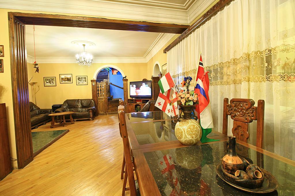 Hôtel Babilina à Tbilissi Extérieur photo