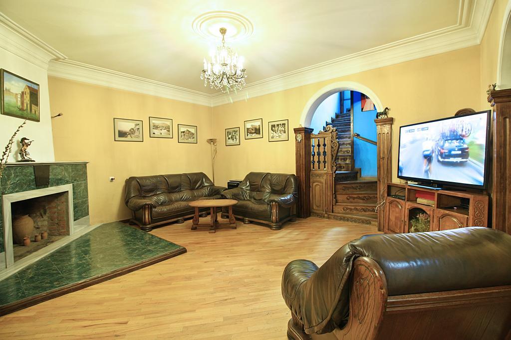 Hôtel Babilina à Tbilissi Extérieur photo